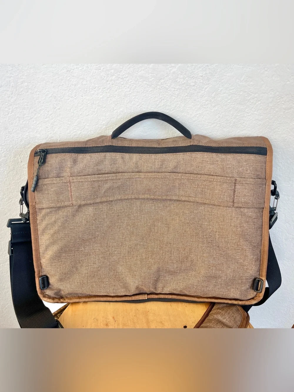 Timbuk2 Command TSA-Friendly Messenger 18L Bag Green Canvas Commuter Laptop
